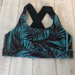 Lululemon all sport sports bra size 6